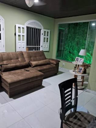 CASA EM RUA PÚBLICA - ORLANDO DANTAS