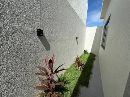 CASA EM LUAR DA BARRA