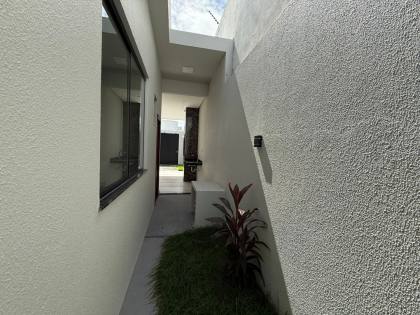 CASA EM LUAR DA BARRA