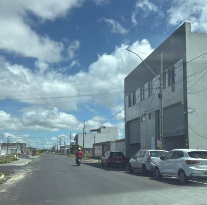 LOTE EM LUAR DA BARRA