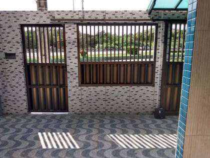 CASA EM RUA PÚBLICA NA BARRA DOS COQUEIROS