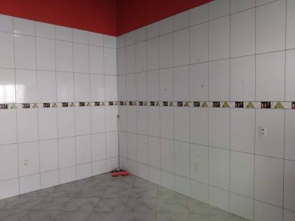 CASA EM RUA PÚBLICA NA BARRA DOS COQUEIROS