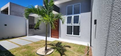 CASA EM LUAR DA BARRA