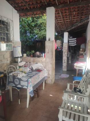CASA EM RUA PÚBLICA - SUÍSSA
