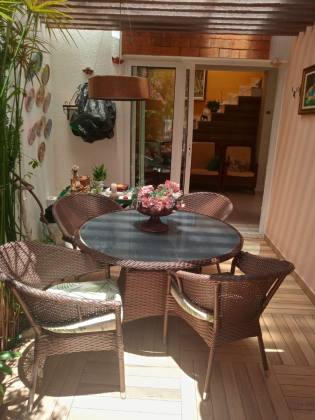 CASA AMPLA EM CONDOMÍNIO VILA VIVER