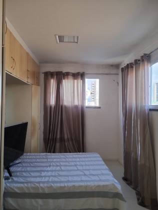 CASA AMPLA EM CONDOMÍNIO VILA VIVER