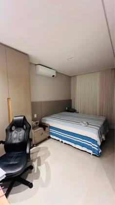 CASA EM RESIDENCIAL DAMHA