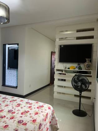 CASA EM RESIDENCIAL HORTO DO CARVALHO