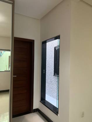 CASA EM RESIDENCIAL HORTO DO CARVALHO