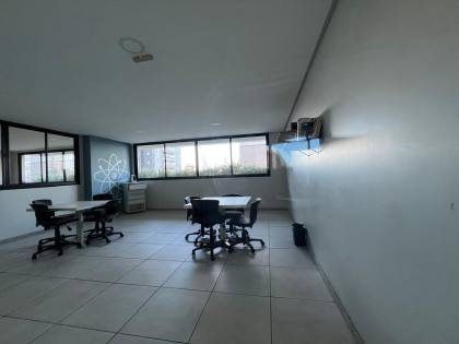 Luzia Residence - Andar Alto - Reformado