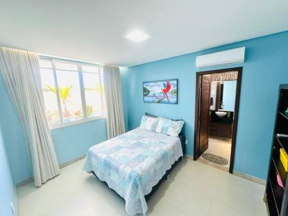 CASA NO CONDOMÍNIO PRAIA BELA