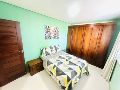 CASA NO CONDOMÍNIO PRAIA BELA