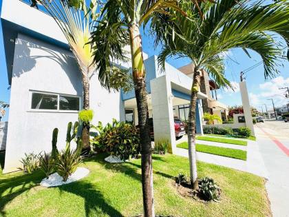 CASA NO CONDOMÍNIO PRAIA BELA