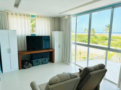 CASA NO CONDOMÍNIO PRAIA BELA