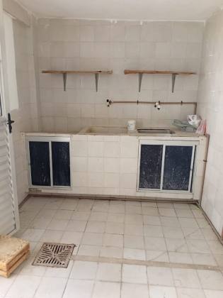 CASA DUPLEX EM RUA PÚBLICA - SANTO ANTÔNIO