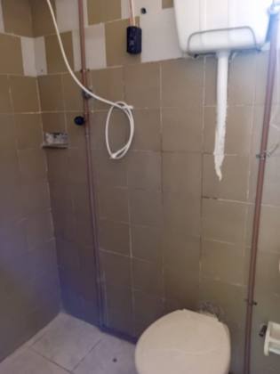 CASA DUPLEX EM RUA PÚBLICA - SANTO ANTÔNIO