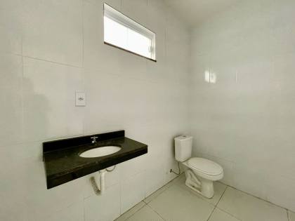 Prédio Comercial com 8 salas - Bairro Centro