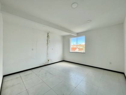 Prédio Comercial com 8 salas - Bairro Centro