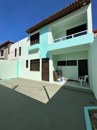 CASA Á 300 METROS DOS LAGOS DA ORLA