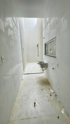CASA 3 QUARTOS NO BAIRRO ARUANA