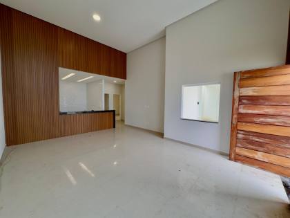 CASA 3 QUARTOS NO BAIRRO ARUANA