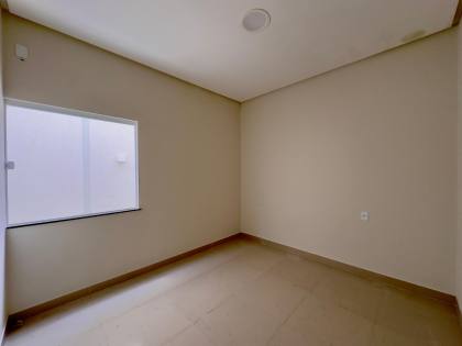 CASA 3 QUARTOS NO BAIRRO ARUANA