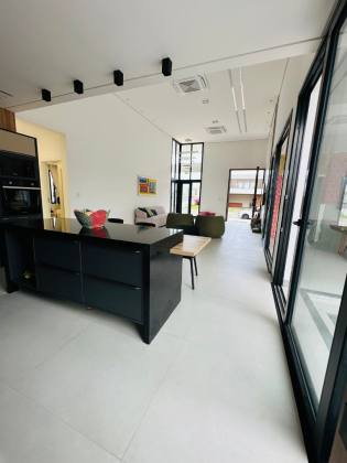 CASA EM CONDOMÍNIO THAI RESIDENCE