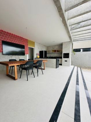 CASA EM CONDOMÍNIO THAI RESIDENCE