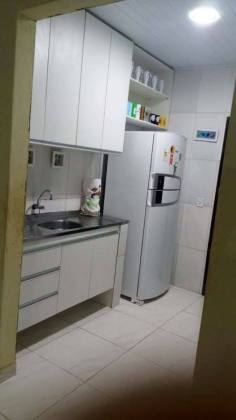 CASA EM RUA PÚBLICA NA BARRA DOS COQUEIROS