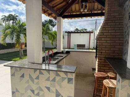 CASA EM RUA PÚBLICA - BAIRRO AREIA BRANCA