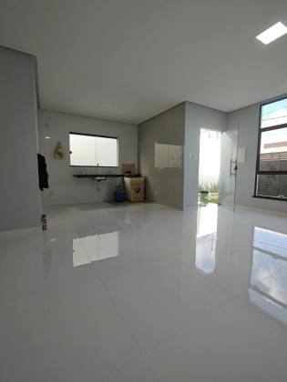 CASA NO LUAR DA BARRA