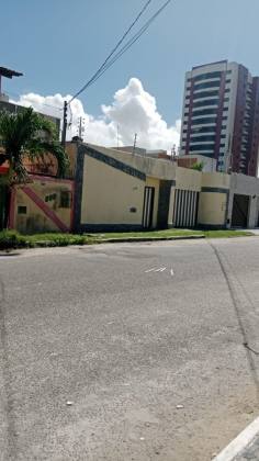 CASA NA ATALAIA - RUA ATRÁS DO CARIRI