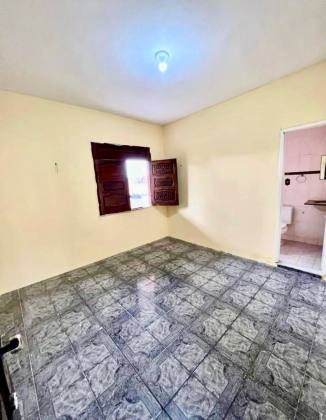 CASA NO ORLANDO DANTAS