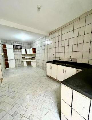 CASA NO ORLANDO DANTAS