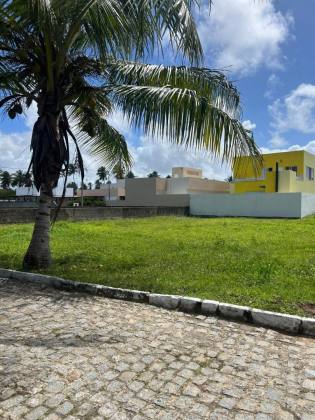 LOTE NO PORTAL DO MAR