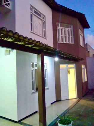 CASA NA COROA DO MEIO