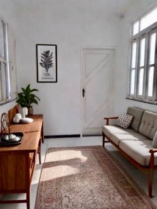 CASA NA COROA DO MEIO