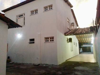 CASA NA COROA DO MEIO