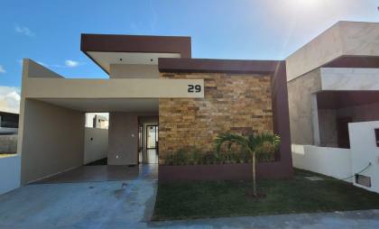 CASA NO SOL E PRAIA