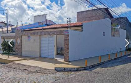 Casa na Farolândia