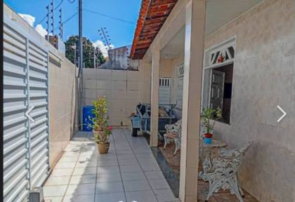 Casa na Farolândia