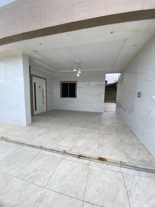 CASA NO CONDOMÍNIO RESERVA DAS MANGUEIRAS