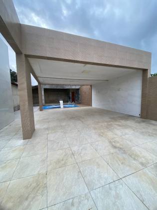 CASA NO CONDOMÍNIO RESERVA DAS MANGUEIRAS