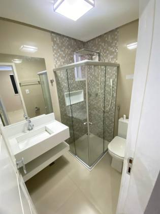 CASA NO CONDOMÍNIO RESERVA DAS MANGUEIRAS