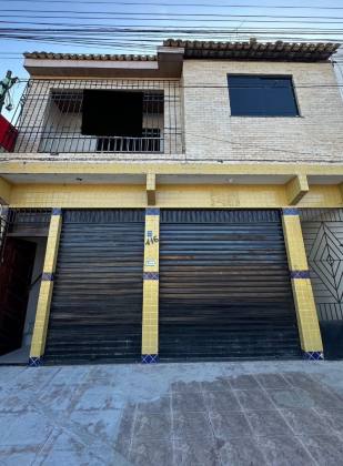 CASA COM PONTO COMERCIAL - BARRA DOS COQUEIROS
