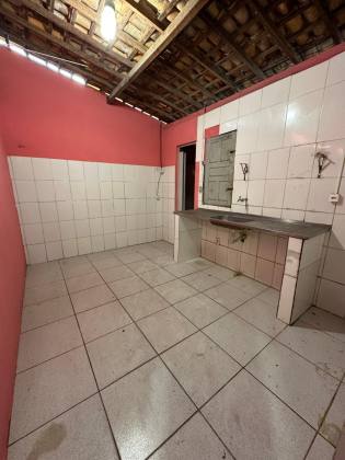 CASA COM PONTO COMERCIAL - BARRA DOS COQUEIROS