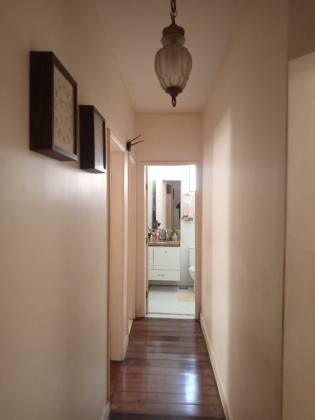 CASA NA FAROLÂNDIA