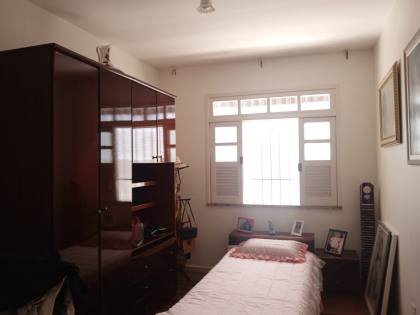 CASA NA FAROLÂNDIA