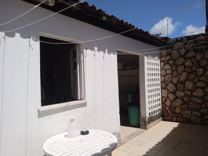 CASA NA FAROLÂNDIA