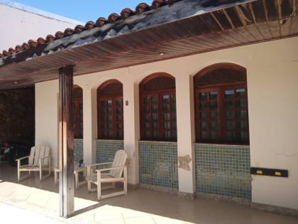 CASA NA FAROLÂNDIA